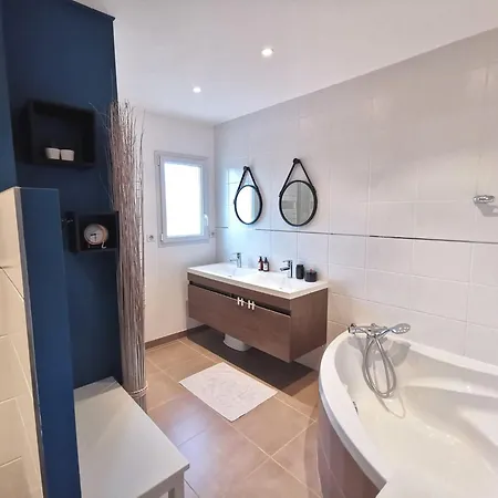 Holiday home Exclusivite - La Perle Bleue